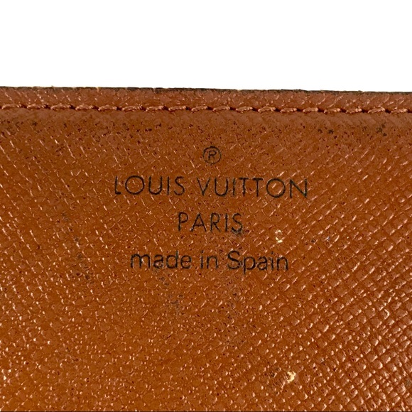 Louis Vuitton Monogram Card Holder Wallet - Picture 4 of 7